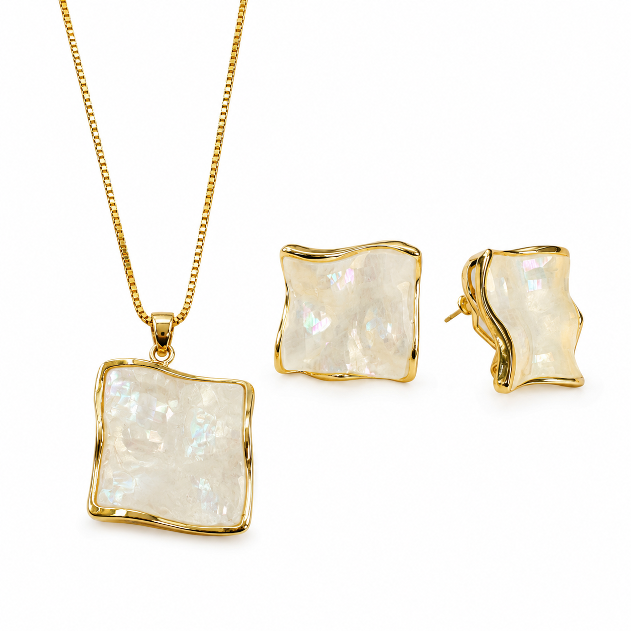 Aura Mother of Pearl Gold Plated Necklaces & Stud Earrings Set