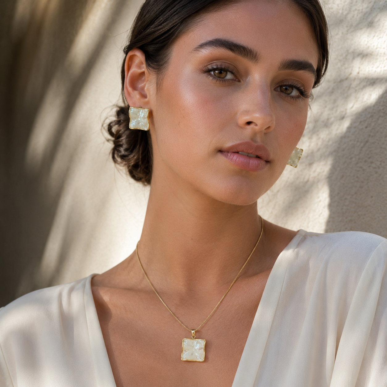 Aura Mother of Pearl Gold Plated Necklaces & Stud Earrings Set